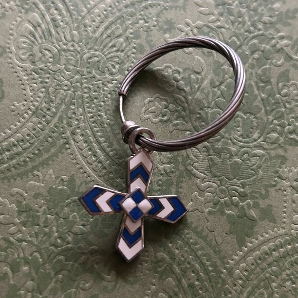 NWT Gucci Cross Motif Hoop Earrings 703654 - Picture 4 of 9